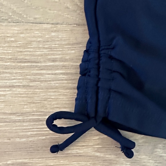 Snapper Rock Navy Kids Ruffle Sleeve Rashguard - Picture 2 of 4